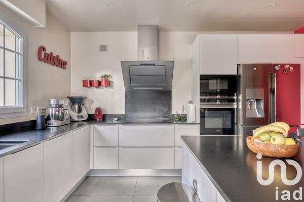 Maison à vendre 8 pièces 169 m² Le Plessis-Trévise