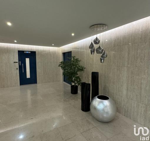 Appartement 3 pièces de 117 m² à Paris (75017)