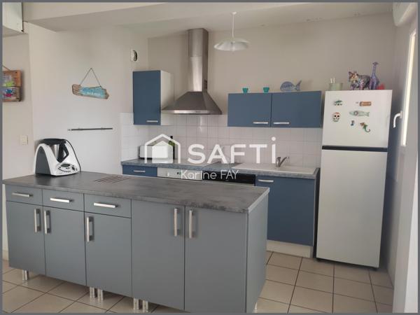 Appartement 3 pièces dont 2 chambres  - Terrasse de 10M2 avec vue sur les Albères -66140 Canet Plage