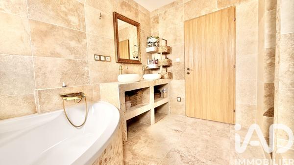 Maison à vendre 5 pièces 122 m² Ambarès-et-Lagrave