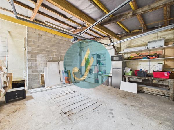 Nevers (58000) Rare à Nevers – Ensemble immobilier avec maison principale de charme + 3 logements indépendants À deux pas du