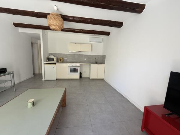 APPARTEMENT T 2 REZ DE CHAUSSÉE MONTEUX