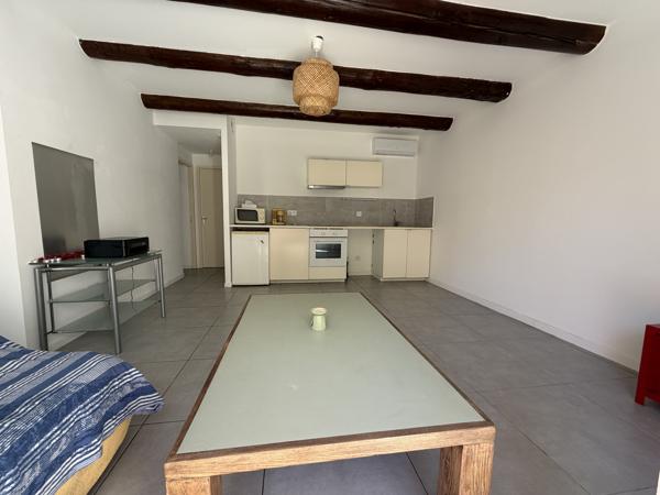 APPARTEMENT T 2 REZ DE CHAUSSÉE MONTEUX