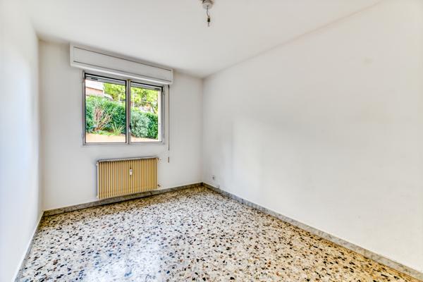 Nice (06100) 2 pièces cave et ascenseur, tram à pied, Saint-Barthélemy