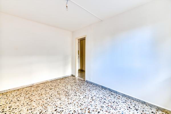 Nice (06100) 2 pièces cave et ascenseur, tram à pied, Saint-Barthélemy