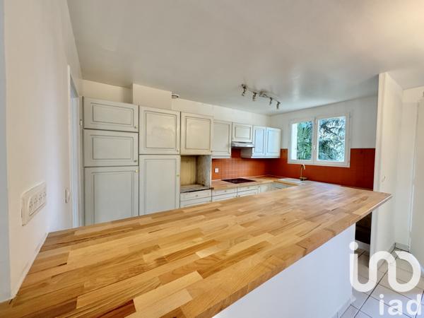 Location maison 5 pièces 131 m² Saint-Germain-lès-Corbeil