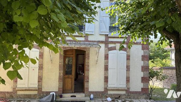MEULAN - SECTEUR THUN - MAISON DE MAITRE