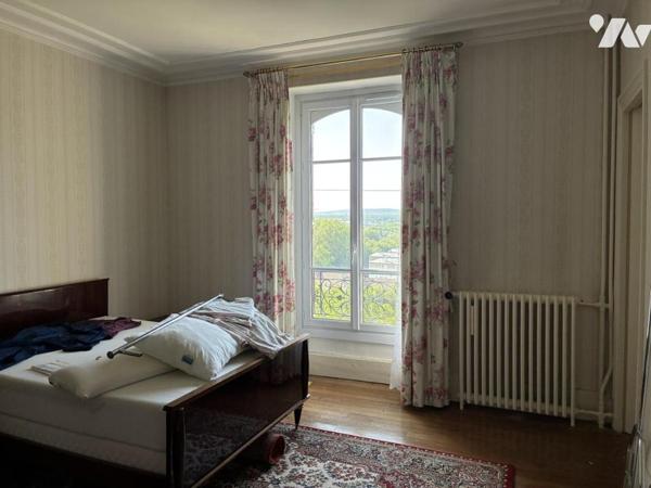 MEULAN - SECTEUR THUN - MAISON DE MAITRE