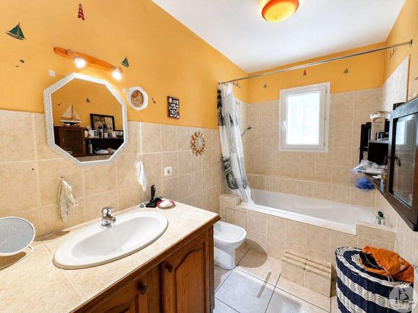 Maison de plain pied avec terrain