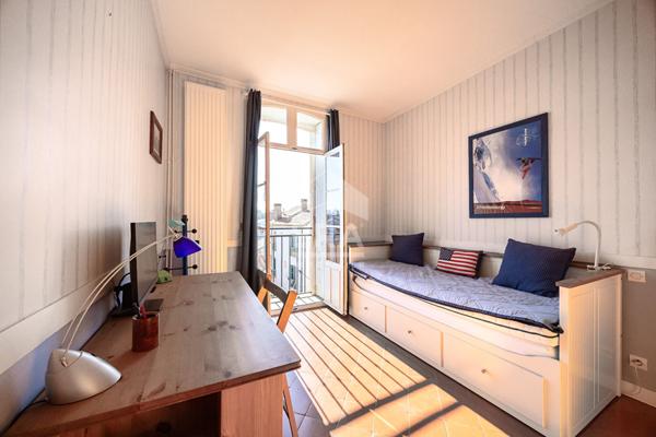 À vendre : Appartement spacieux de 6 pièces à Perpignan, Centre ville