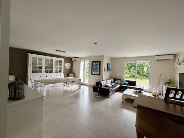 Maison 599 000 € Courdimanche 8 p 231 m² DPE A