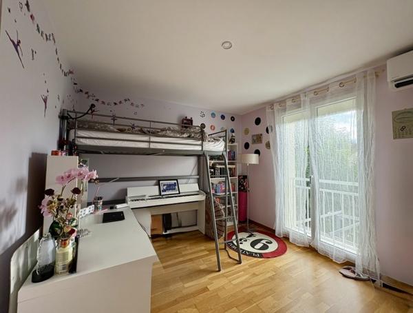 Maison 599 000 € Courdimanche 8 p 231 m² DPE A