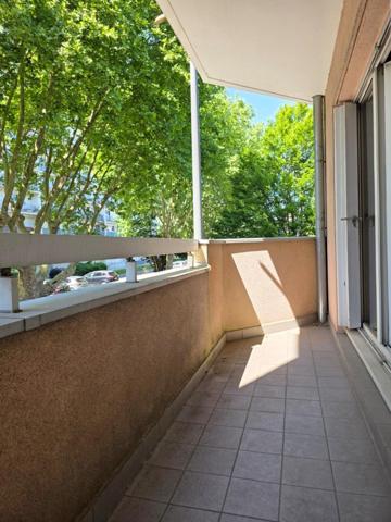 Appartement F2 48m² en Centre Ville