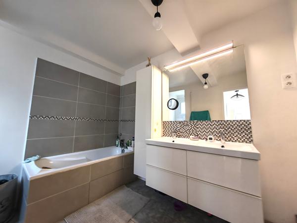 Appartement T4 + Terrasse à vendre au Camas, Marseille 05 - Réf RS1049