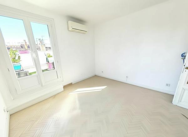 Appartement T4 + Terrasse à vendre au Camas, Marseille 05 - Réf RS1049