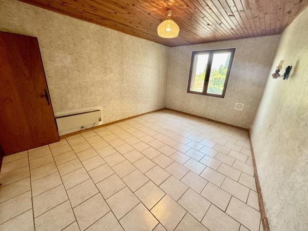 Maison de campagne à rénover Sainte-Cécile-les-Vignes (84290)