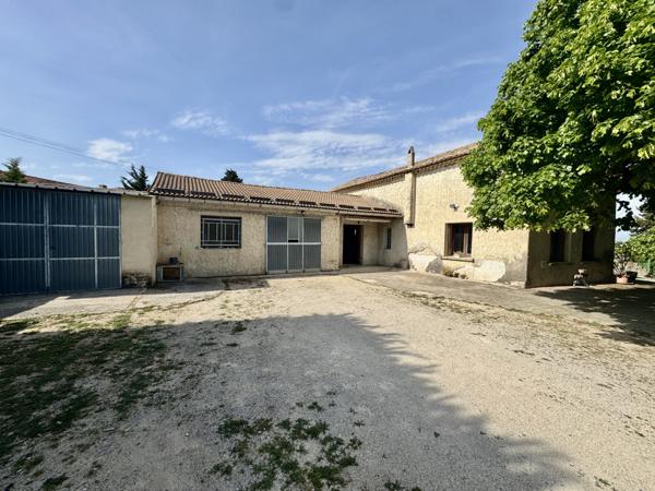 Maison de campagne à rénover Sainte-Cécile-les-Vignes (84290)