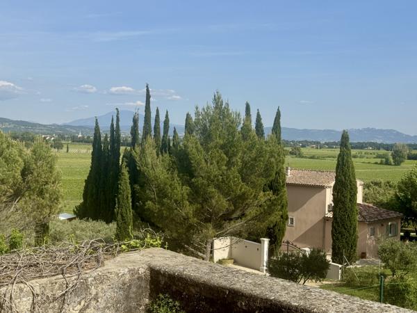 Maison de campagne à rénover Sainte-Cécile-les-Vignes (84290)