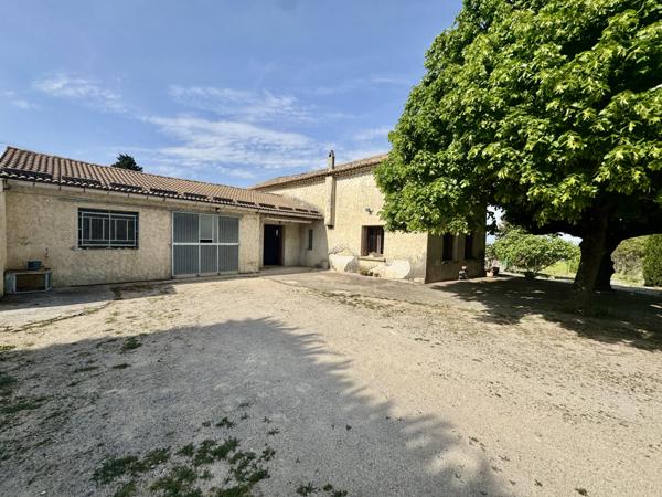 Maison de campagne à rénover Sainte-Cécile-les-Vignes (84290)