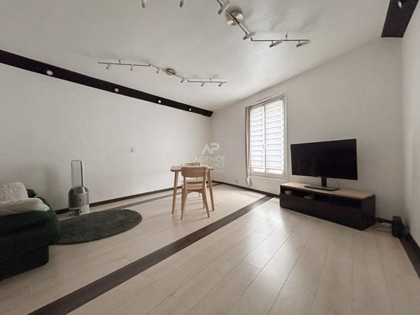Appartement Poissy 2 pièce(s) 44.56 m2 Loyer 950 €/mois charges comprises **  - Référence  9232