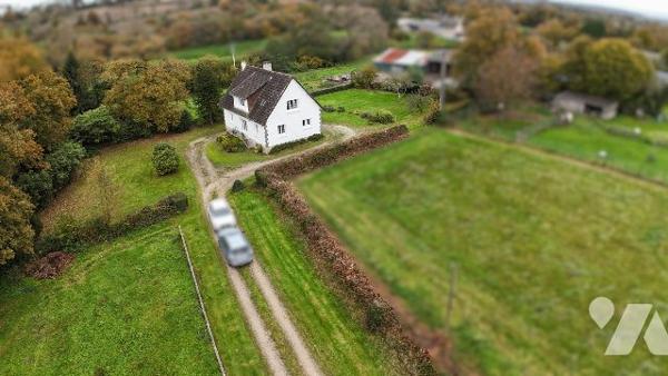 MAISON AVEC ETANG - BRICQUEBOSCQ