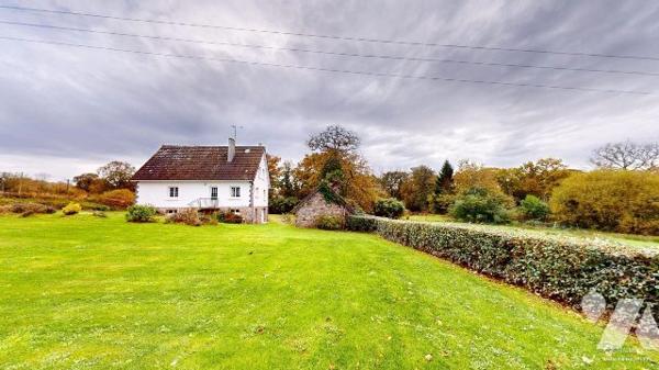 MAISON AVEC ETANG - BRICQUEBOSCQ