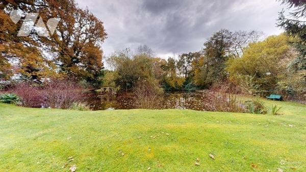 MAISON AVEC ETANG - BRICQUEBOSCQ