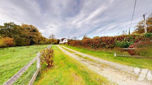 MAISON AVEC ETANG - BRICQUEBOSCQ
