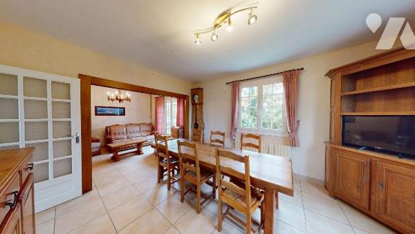 MAISON AVEC ETANG - BRICQUEBOSCQ