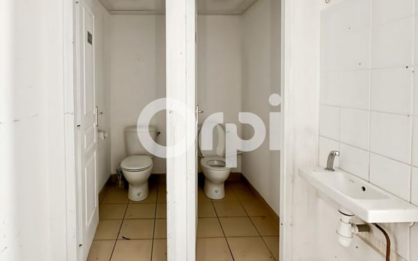 Maison à vendre    2 pièces •  Ruoms