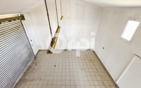 Maison à vendre    2 pièces •  Ruoms