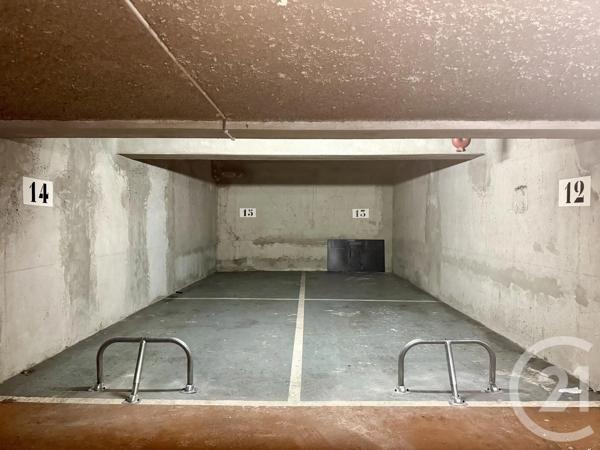 Parking à vendre  48 m 2   ISSY LES MOULINEAUX  - 92