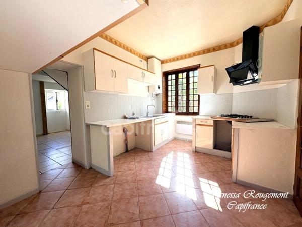 Maison à vendre 4 pièces LAROCHE SAINT CYDROINE (89)