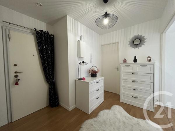 Appartement F4 à vendre  4 pièces - 83 m 2   GENNEVILLIERS  - 92