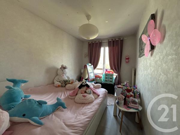 Appartement F4 à vendre  4 pièces - 83 m 2   GENNEVILLIERS  - 92