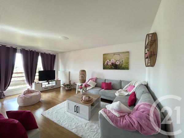 Appartement F4 à vendre  4 pièces - 83 m 2   GENNEVILLIERS  - 92