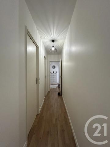 Appartement F4 à vendre  4 pièces - 83 m 2   GENNEVILLIERS  - 92