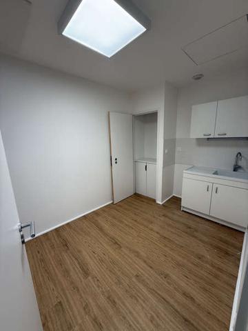 MONTAIGU-VENDEE / Location Local professionnel 73 m²