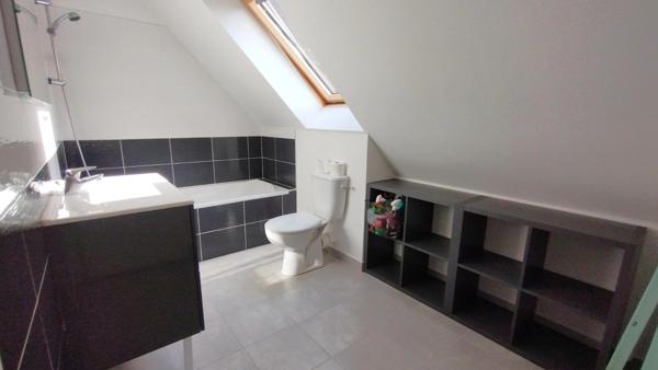 Maison à vendre 5 pièces COMBRIT (29) commerces à pied