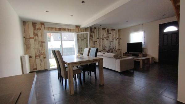 Maison à vendre 5 pièces COMBRIT (29) commerces à pied