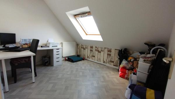 Maison à vendre 5 pièces COMBRIT (29) commerces à pied