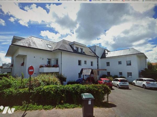 Poulfanc T 5 + 2 garages et 1 cave