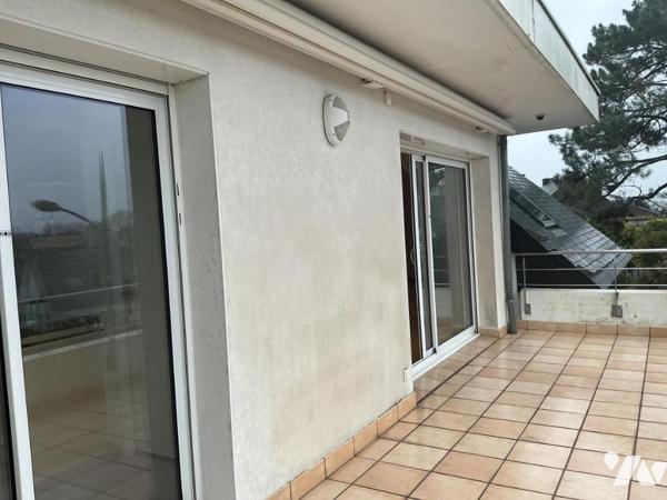 Poulfanc T 5 + 2 garages et 1 cave