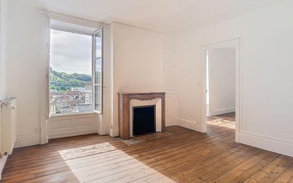 Appartement à louer    4 pièces • 103,30 m2 Aurillac