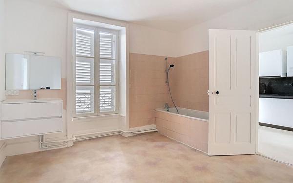 Appartement à louer    4 pièces • 103,30 m2 Aurillac