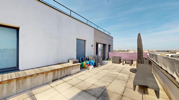 EXCLUSIVITÉ - NOISY-LE-SEC - 4 PIÈCES 70 m² - TERRASSE 40 m² - PARKINGS - CELLIER