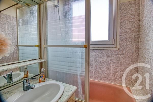 Appartement F3 à vendre  3 pièces - 60,77 m2 ERMONT - 95