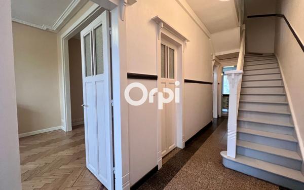 Maison à vendre    6 pièces •  Saint-Amand-les-Eaux