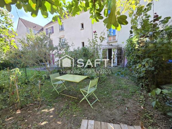 Charmant Studio avec espace chambre et jardin de 64m²