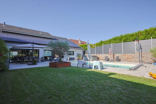 Maison 7 pièces 225 m2